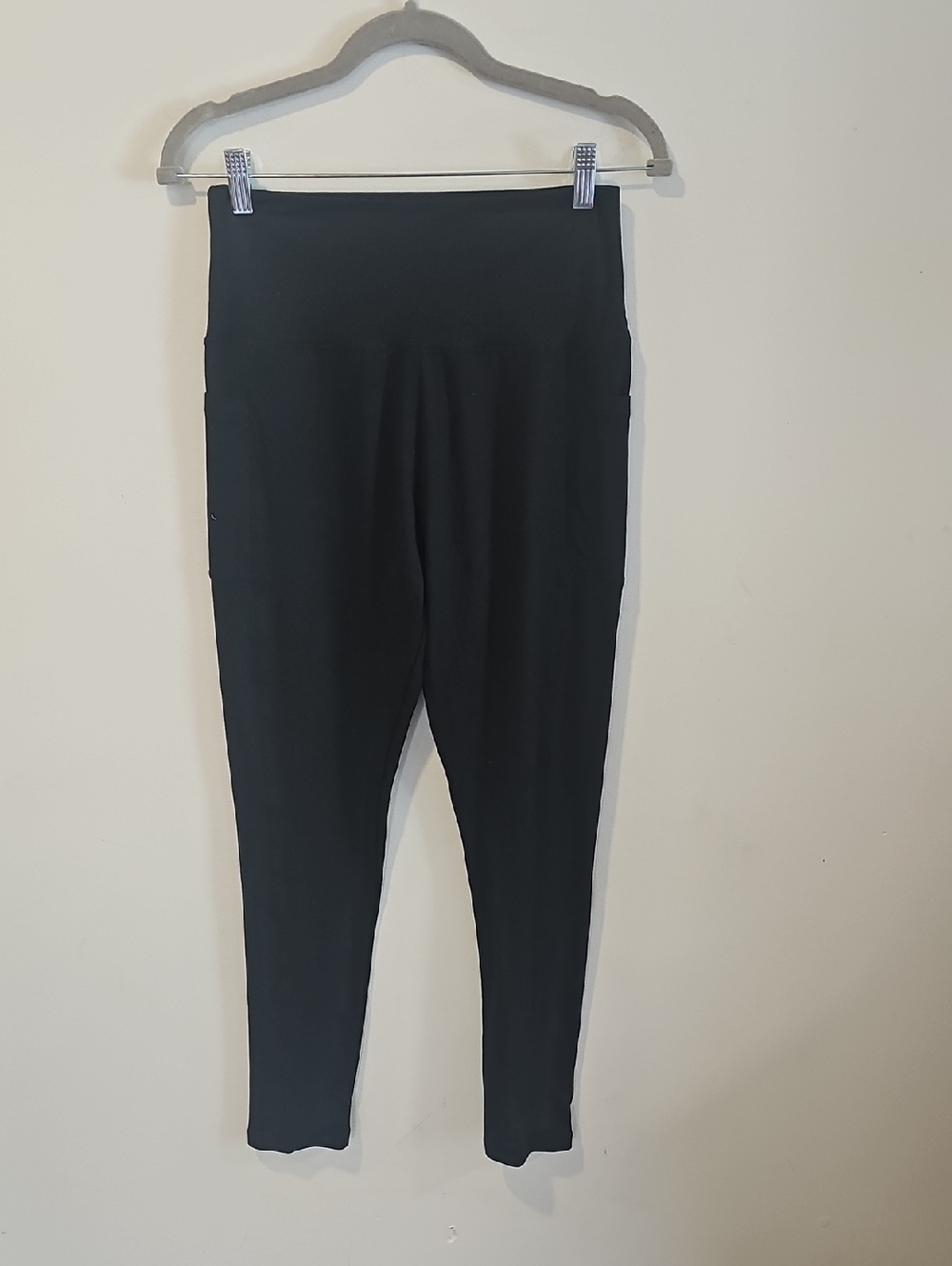 Source Unknown Black High-Waist Leggings